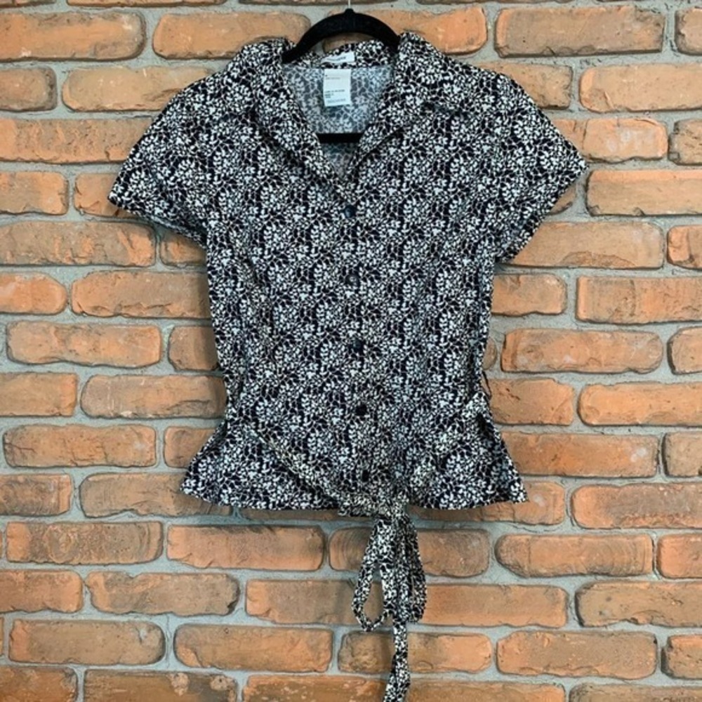 Dockers Womens Black White Floral Button Up Tie Waist Peplum Top Size Small